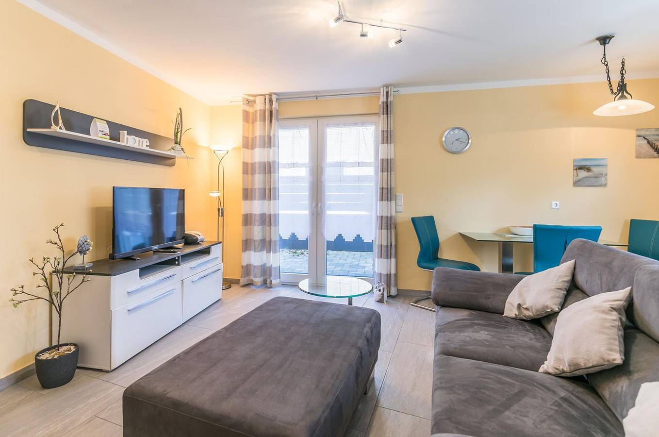 Ganze Wohnung, "Haus Stadtvilla Whg. 1". Zentrale Ferienwohnung für 2 Personen in Hafen Büsum, Büsum