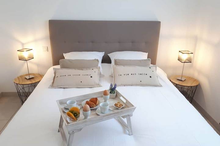 Location de vacances pour 6 personnes, avec sauna ainsi que jacuzzi et jardin dans Plage Traon Nevez Plouezoc H - 4