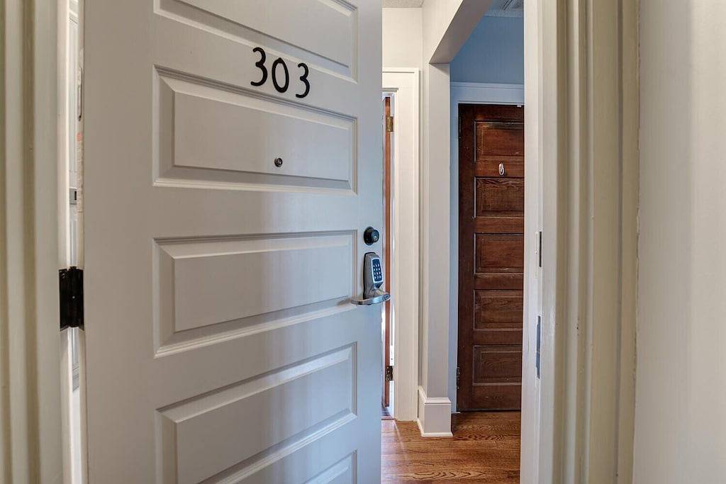 Ganze Wohnung, Historic Two Bedroom Charlotte Street Condo in Blue Ridge Parkway, Asheville