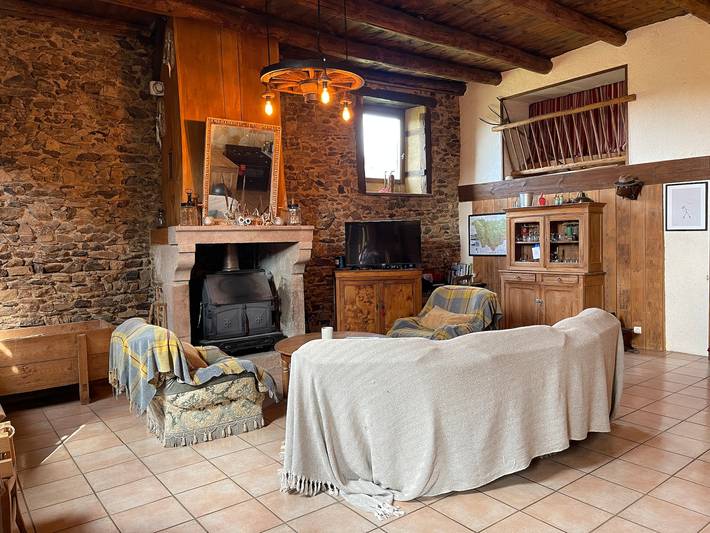 Maison de campagne pour 6 personnes, avec jardin, animaux acceptés à Champagnac-le-Vieux - 3