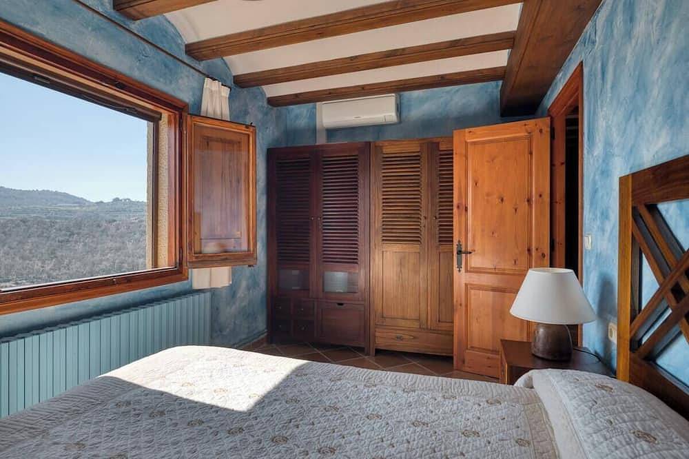 Casa del Moliner - House for 7 with pool, Ac and Wi-Fi in Boada, Vilanova de Meià