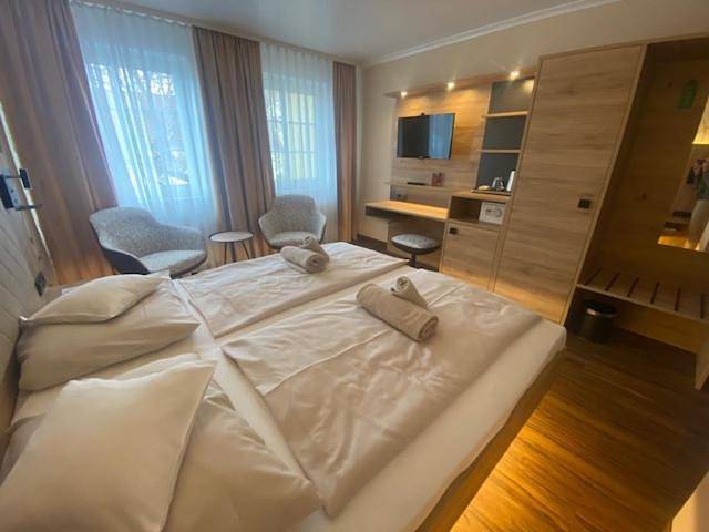 Hotel, mit Terrasse und Sauna in Caputh - 3