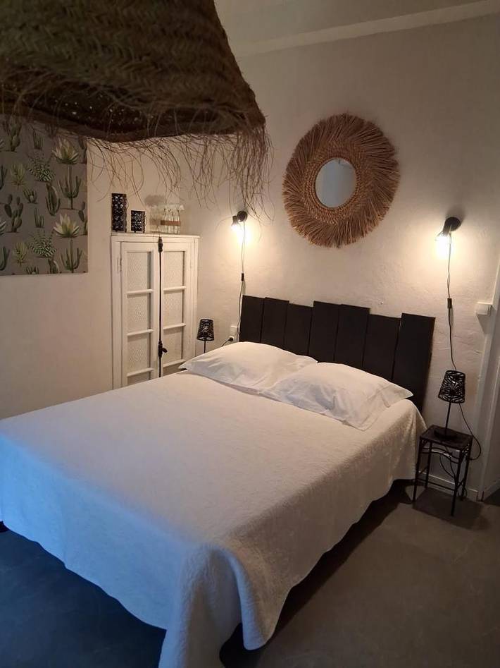 Gîte pour 5 personnes, avec piscine et jardin à La Caunette - 4