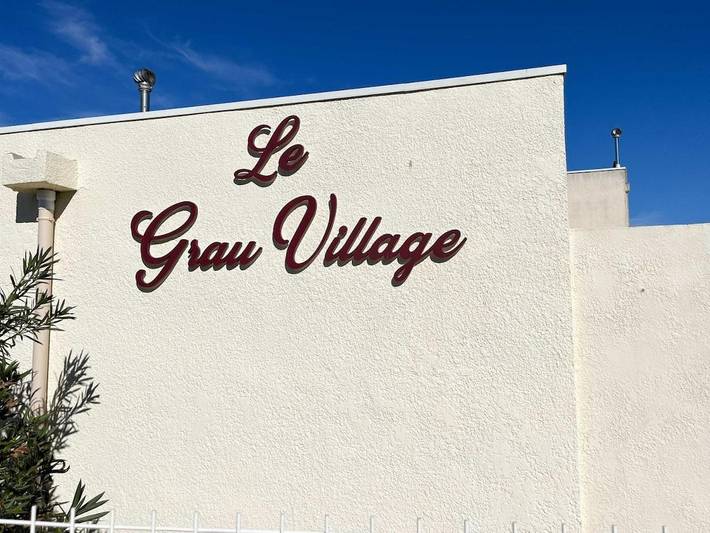 Villa pour 13 personnes, avec terrasse, animaux acceptés au Le Grau-du-Roi - 4