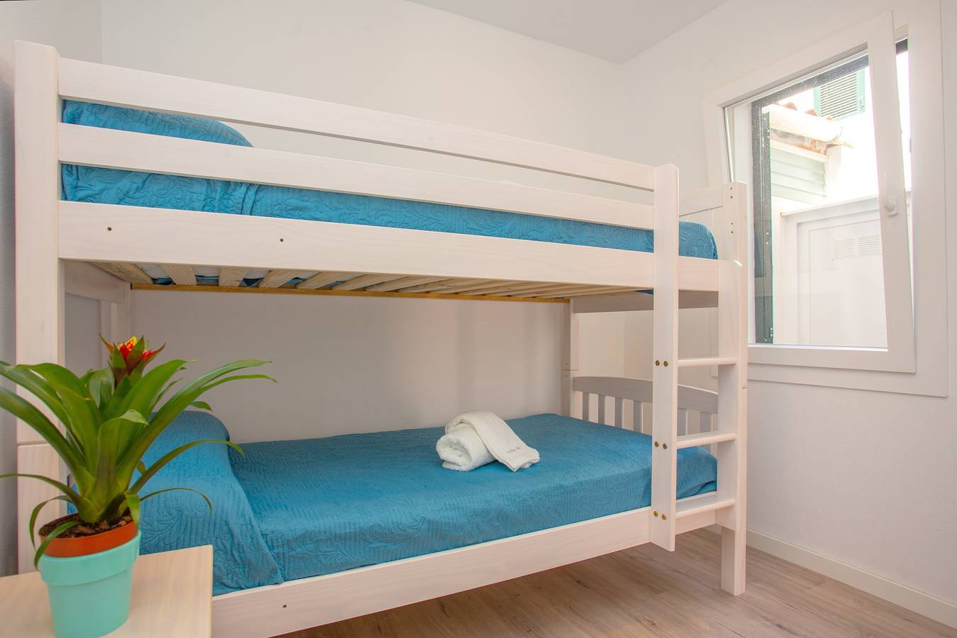 Familie-vakantieappartement 'Poblat 86' met airconditioning, foto 14