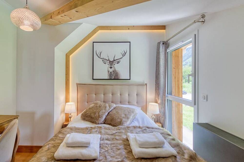 Couchant · Chalet Lumineux 6pax Vues Terrasses Confort in Chamonix, Mont-Blanc-Massiv