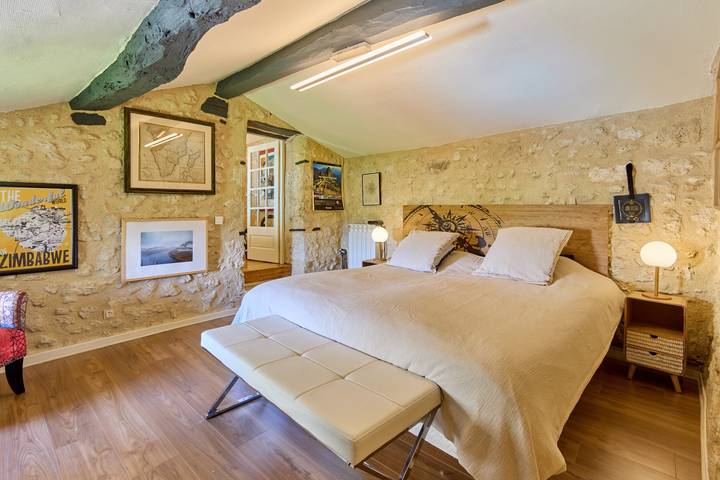 Villa Douceur - Avec piscine privée et sauna in Condom, Gers