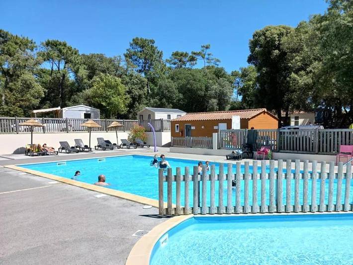 Albergue para 5 personas, con piscina para niños - 1