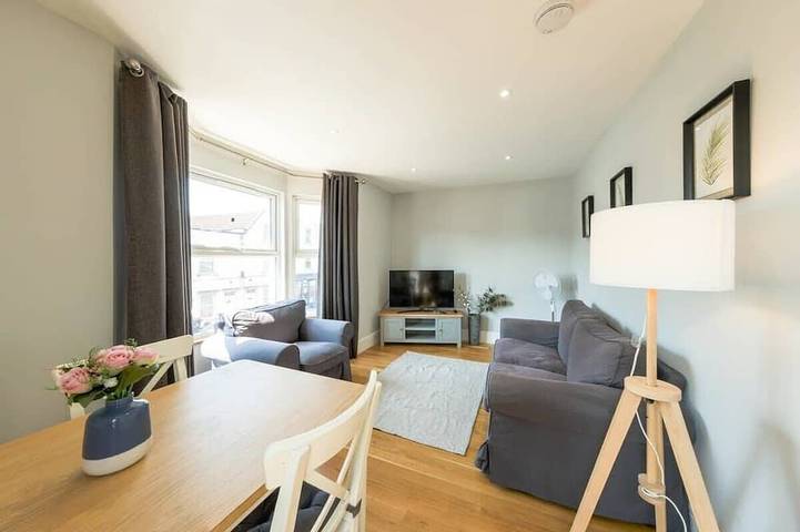 Vacation rental for 4 people in Bristol