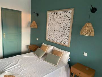 Hôtel pour 2 personnes, avec terrasse et jardin ainsi que piscine et vue, animaux acceptés à Cauro