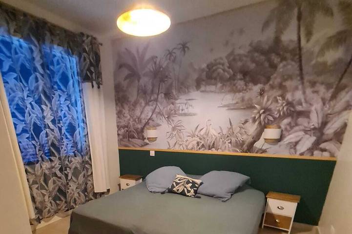 Gîte pour 4 personnes, avec jardin et terrasse dans Casino De Cavalaire - 4