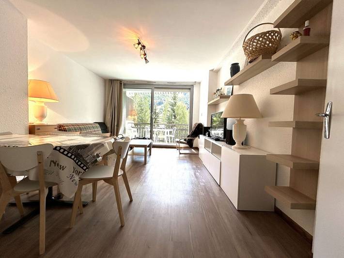 Gîte pour 6 personnes, avec balcon et jardin à La Salle-les-Alpes