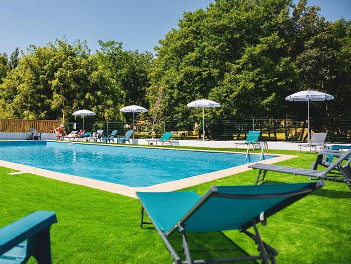Camping pour 2 personnes, avec Piscine