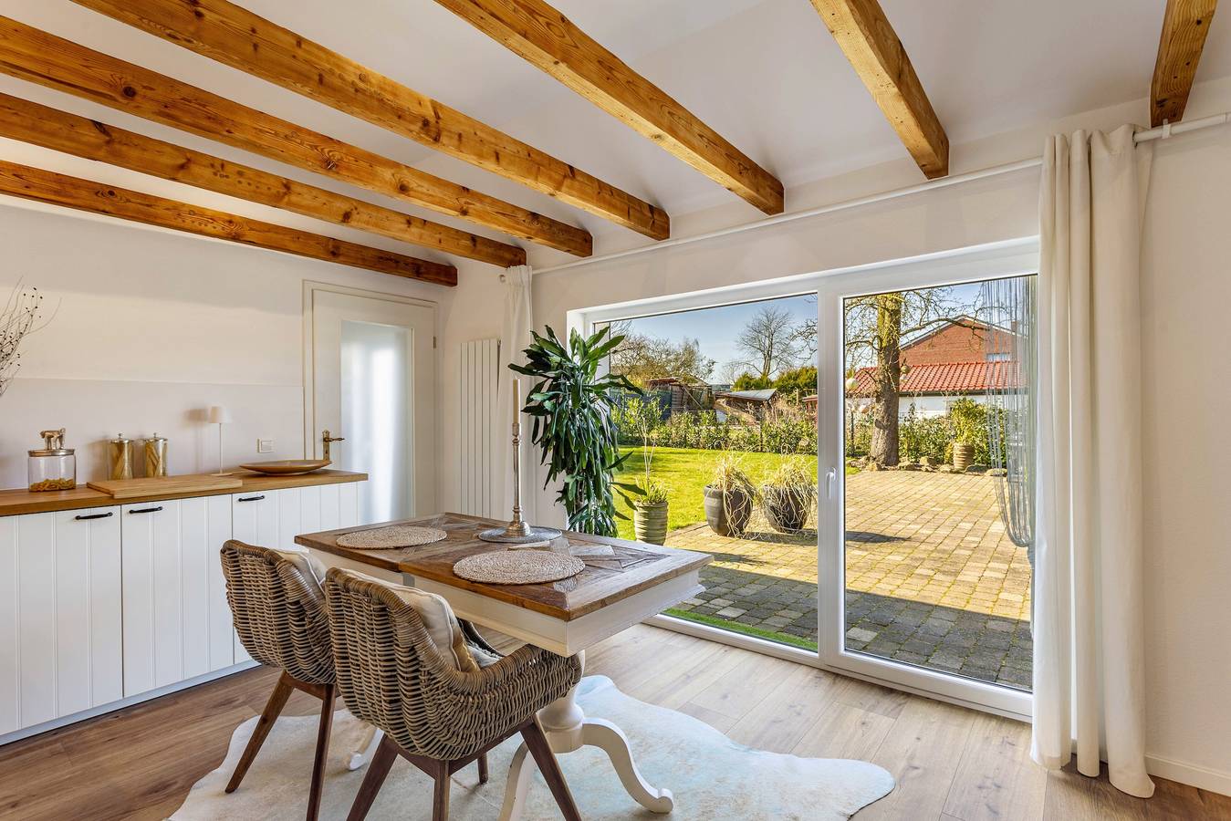 Casa de vacaciones 'Charmantes Haus Für Eine Auszeit' con terraza privada, jardín privado y Wi-Fi in Ahlen, Distrito de Warendorf