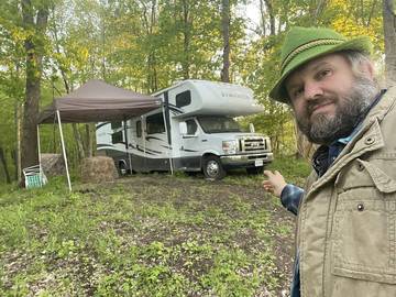 Camping for 6 Guests in Lake Michigan, Michigan, Picture 1