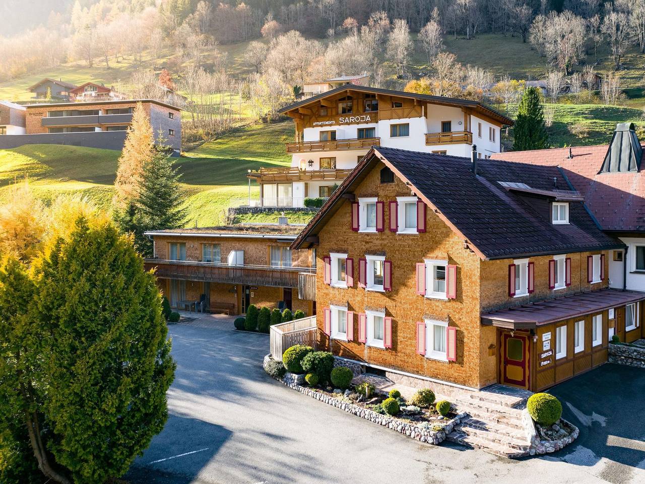 Ganze Ferienwohnung, Fw Zentral mit Panorama-Sonnenterrasse - Appartement/Fewo, Dusche, Wc, 1 Schlafraum in Brand, Brandnertal