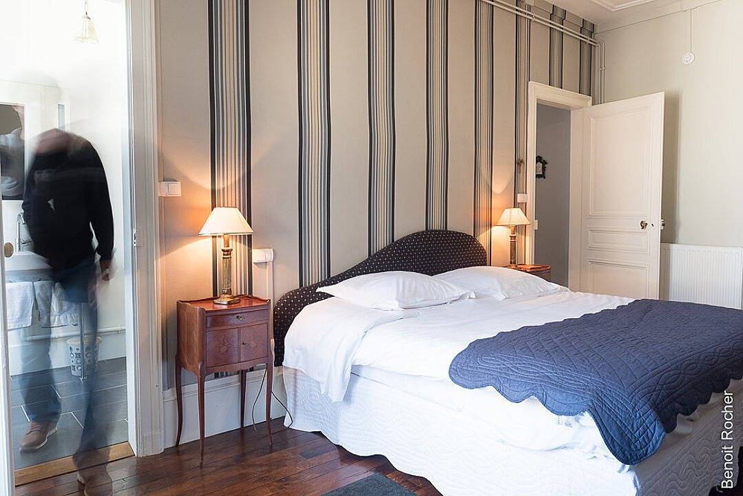 Maison et Table d'hôtes Le Jardin des Lys - Chambre double in Saint-Léonard-de-Noblat, Région de Limoges