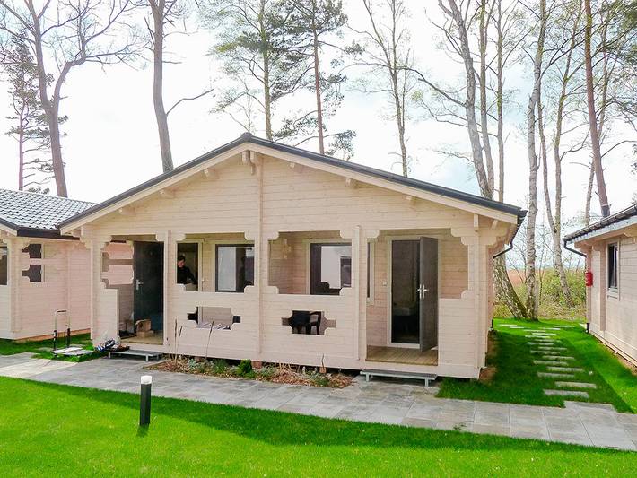 Chalet pour 3 personnes, avec terrasse et jardin ainsi que sauna et jacuzzi, animaux acceptés en Pologne - 2