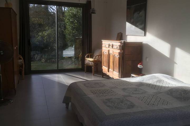 Location de vacances pour 6 personnes, avec jardin et terrasse à Arpaillargues-et-Aureillac - 4