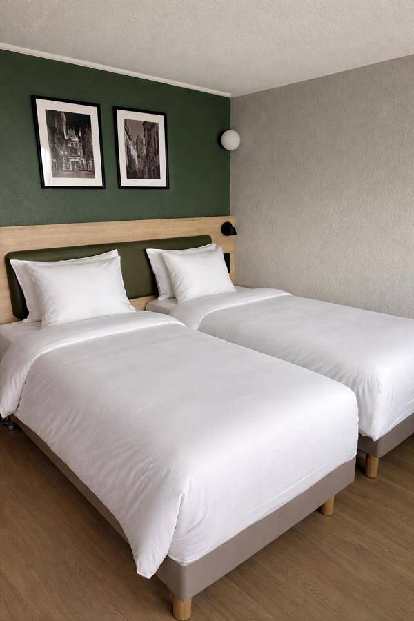 Hôtel pour 2 personnes, avec jardin à Mont-Saint-Aignan