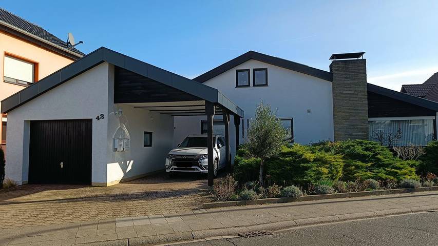 Ferienwohnung für 4 Personen, mit Sauna und Garten in Deutsche Weinstraße