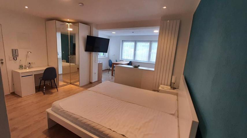 Ferienwohnung für 3 Personen, mit Terrasse und Garten sowie Pool in Bremm - 2