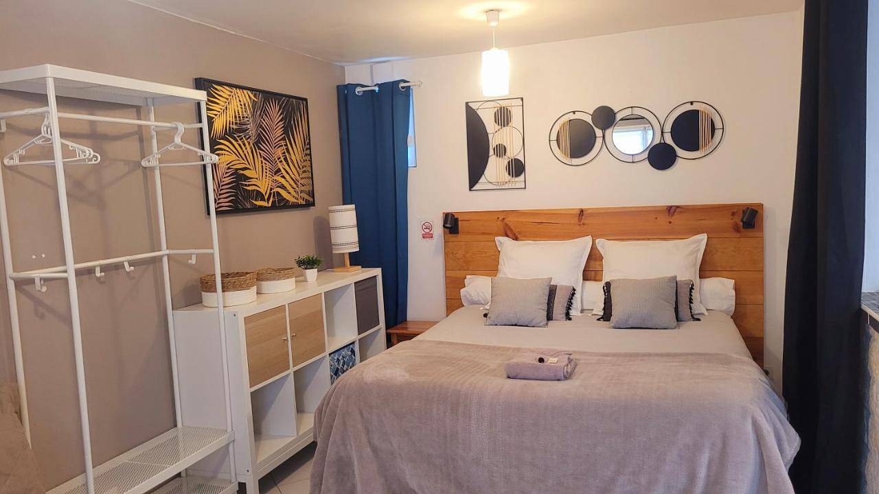 Appartement entier, Ravissant studio privé 2 pièces "Le Cosy" tout équipé in Monchy-Saint-Éloi, Oise