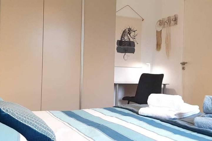 Gîte pour 2 personnes, avec jardin et terrasse dans Plage du Roaliguen - 4