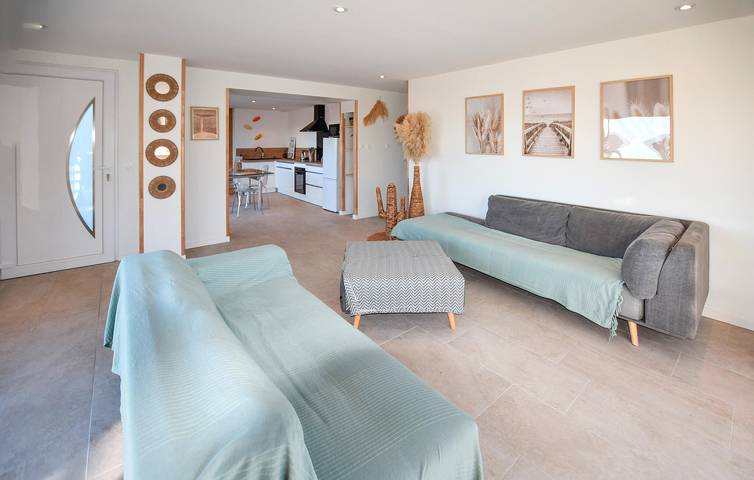 Location de vacances pour 4 personnes, avec piscine ainsi que terrasse et jardin à Salavas - 4