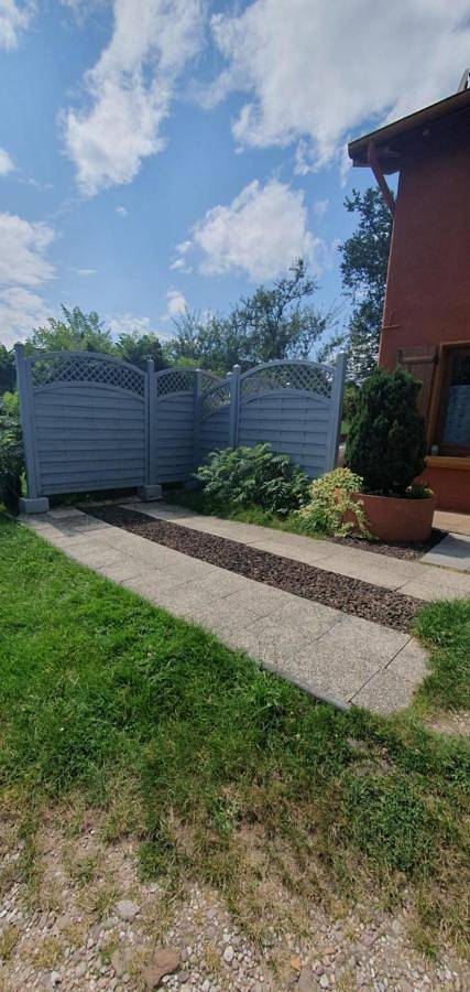 Gîte pour 2 personnes, avec vue et terrasse, animaux acceptés à Hadol - 4