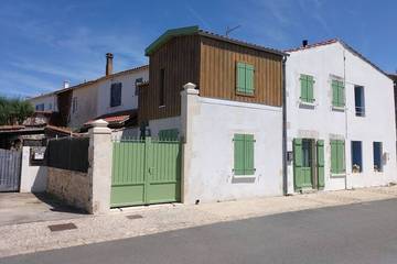 Gîte pour 4 personnes, avec terrasse à Nieul-sur-Mer