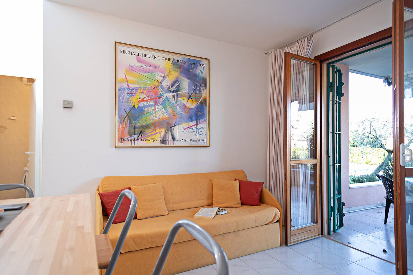 Appartement entier, Regarda – bilocale "Ortensia" a Lazise con piscina e giardino in Lazise, Montagnes autour du lac de Garde