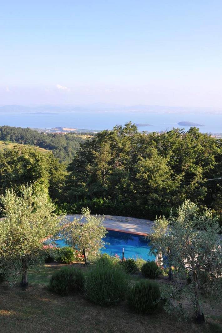 Casa rural para 2 personas, con vistas al lago y jardín además de piscina y vistas - 1