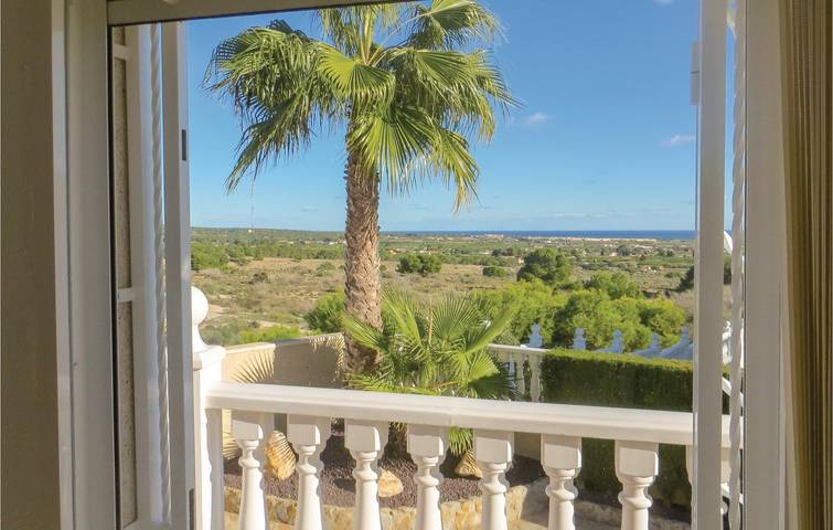 Ferienhaus für 6 Personen, mit Terrasse und Garten sowie Pool in Rojales - 4