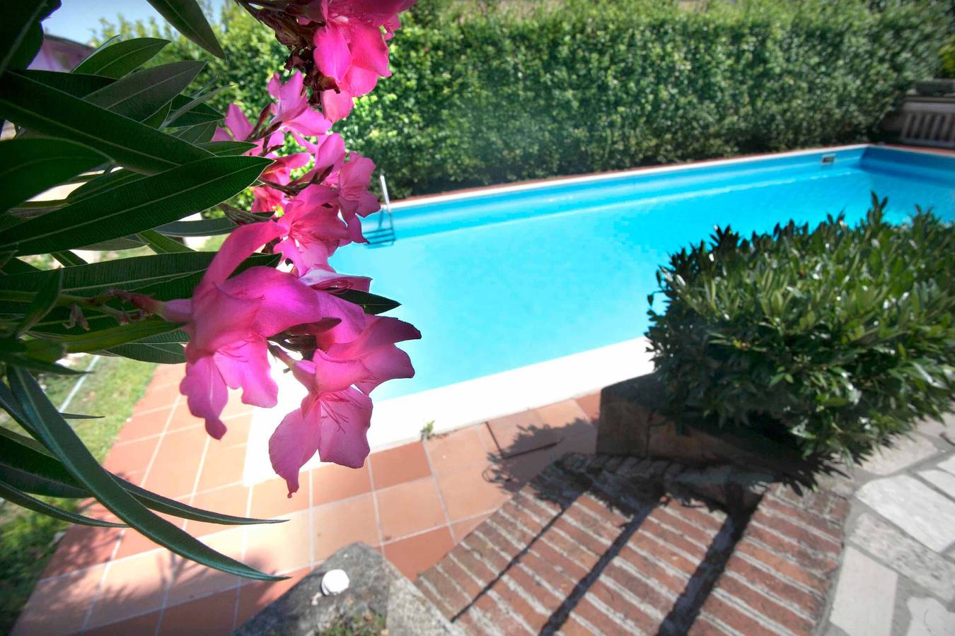 Villa Barbara - Lake Garda Villa with Pool & Views in Desenzano del Garda, Prealpi Gardesane