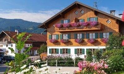 Ferienwohnung für 5 Personen, mit Balkon und Sauna sowie Seeblick und Ausblick in Wertach - 2