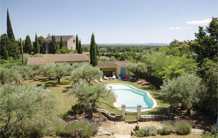 Apartamento con vistas a la montaña, aparcamiento y piscina in Caumont-sur-Durance, Vaucluse