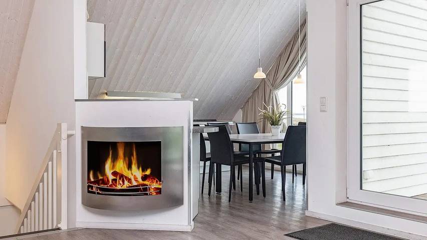 Ferienhaus mit Meerblick für 9 Personen, mit Whirlpool und Sauna sowie Balkon an der Kieler Bucht - 4