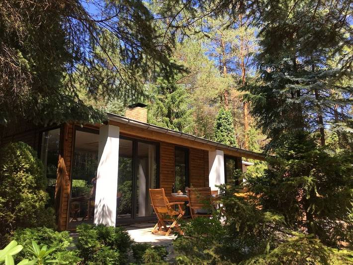 Bungalow für 2 Personen, mit Terrasse und Garten