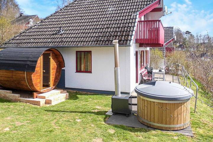 Ferienhaus für 6 Personen, mit Whirlpool und Sauna in Kirchheim