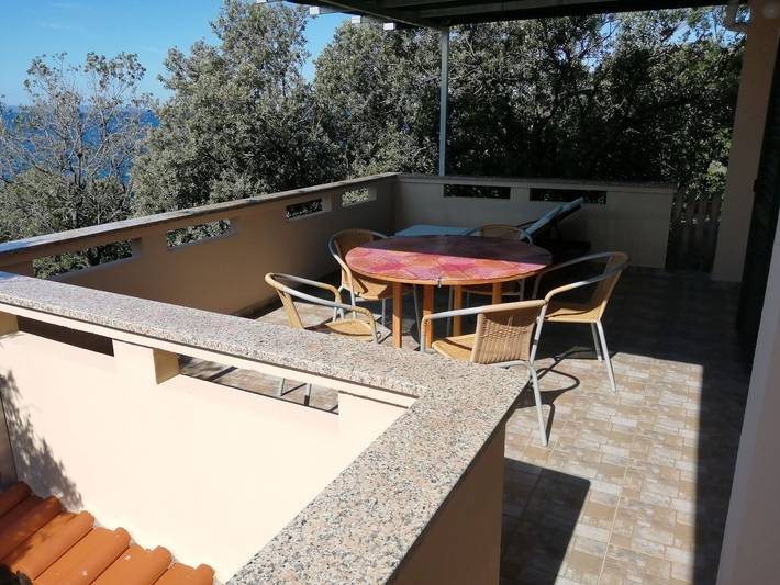 Holiday apartment for 4 people, with Balcony/Terrace in Lun