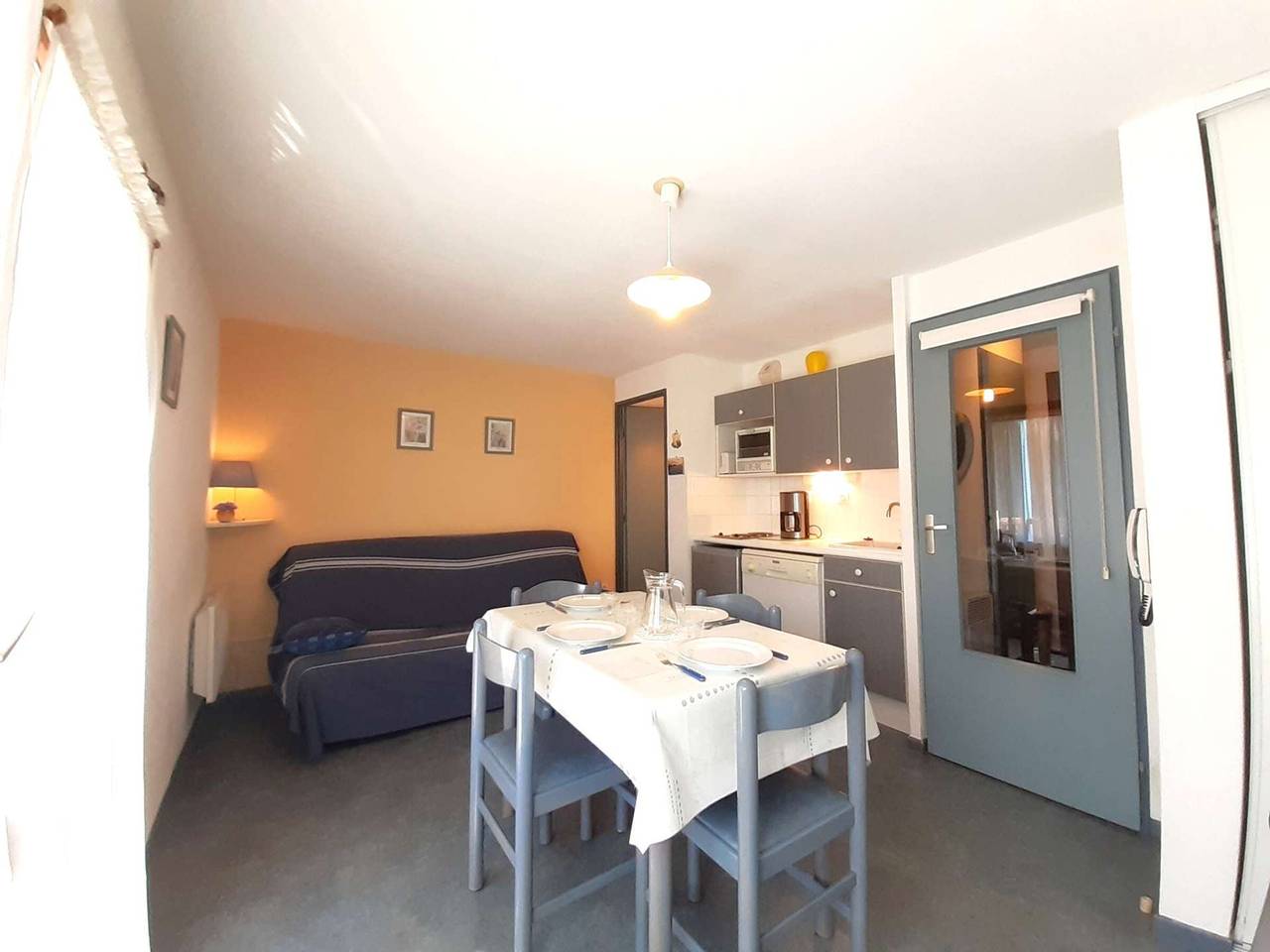 Studio entier, Studio cosy avec balcon, parking, salle de musculation - 4 personnes à Saint-Lary-Soulan in Saint-Lary-Soulan, Parc national des Pyrénées
