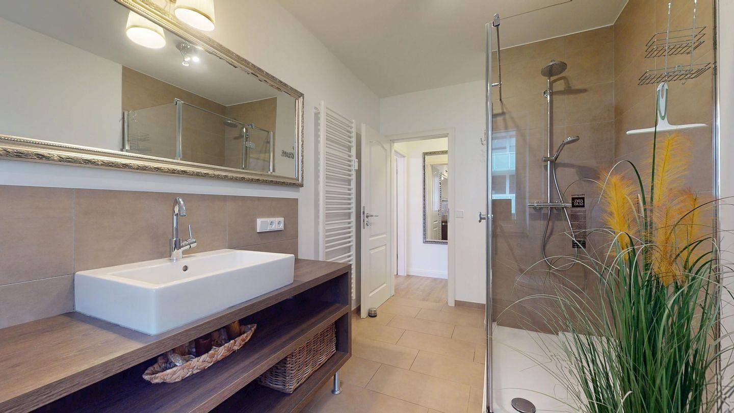 Ganze Wohnung, 2-Zimmer-Erdgeschosswohnung im Hoernem Hüs, strandnah mit Sonnenterrasse in Hörnum, Sylt