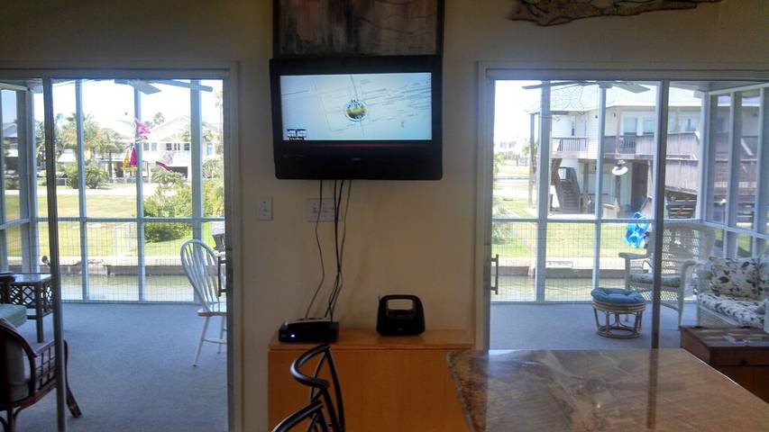 Cabin for 9 people, with pool and yard as well as balcony in Galveston