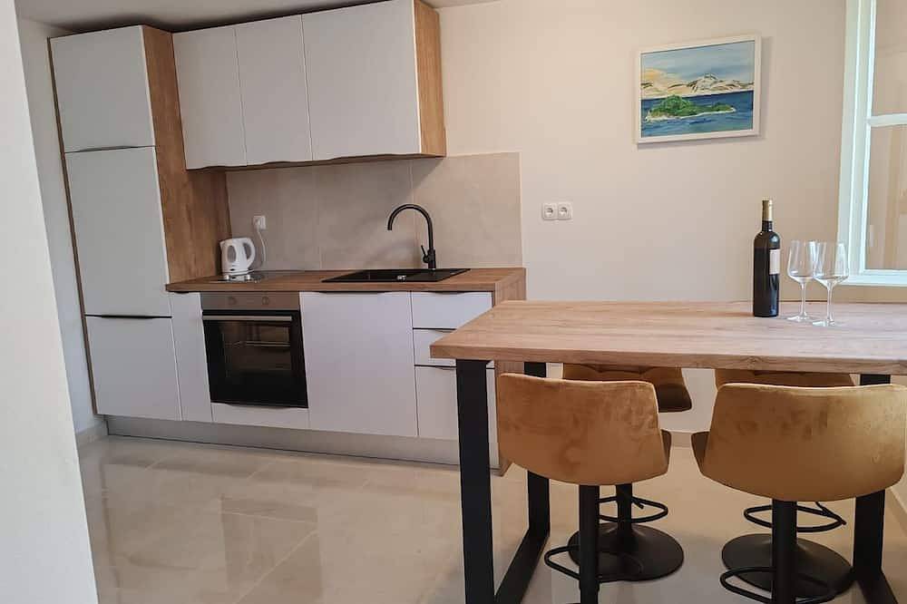 Ganze Wohnung, 1-Zimmer-Ferienwohnung am Strand Lumbarda, Korcula in Lumbarda, Korcula