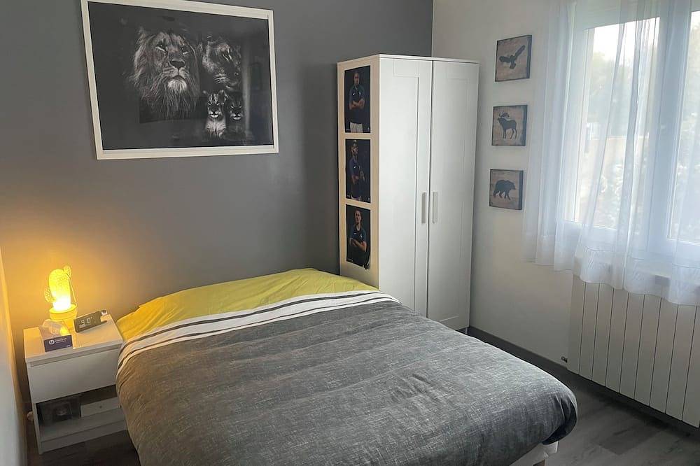 House with secure swimming pool at the foot of the Cévennes mountains in Sauve, Le Vigan region