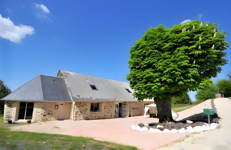 Chambre d'hôtes Océane avec Wi-Fi et climatisation in Perpezac-le-Noir, Région de Brive-la-Gaillarde
