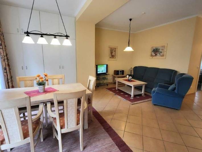 Ferienwohnung für 3 Personen, mit Sauna und Pool sowie Terrasse, kinderfreundlich in Kühlungsborn - 3