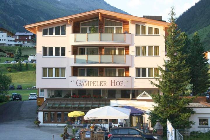 Hotel für 2 Personen, mit Ausblick und Sauna sowie Garten in Galtür