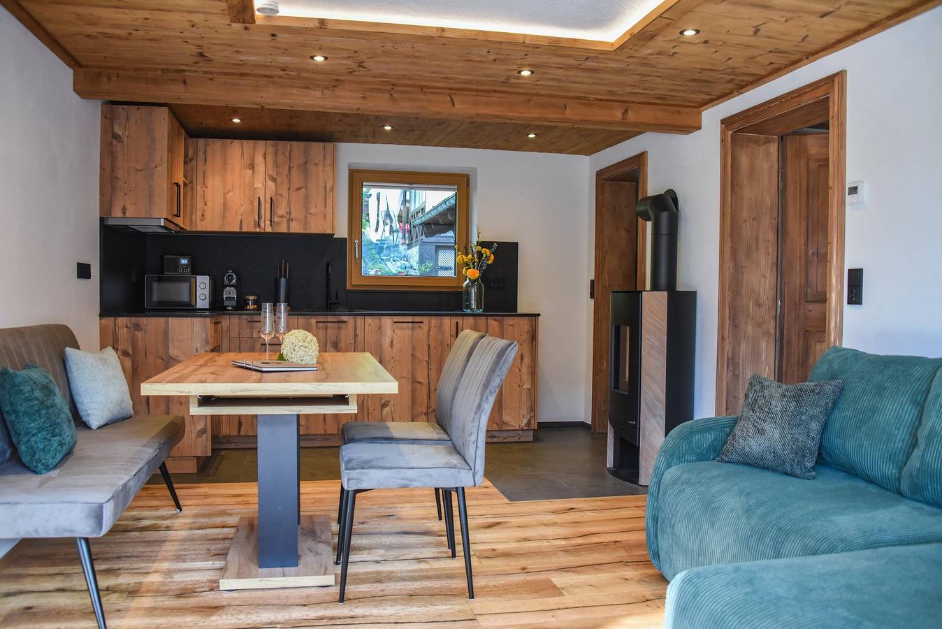 Ganze Ferienwohnung, Familienhof Angerer - Chalet Suite Lebensfreude in Göllstock, Berchtesgaden